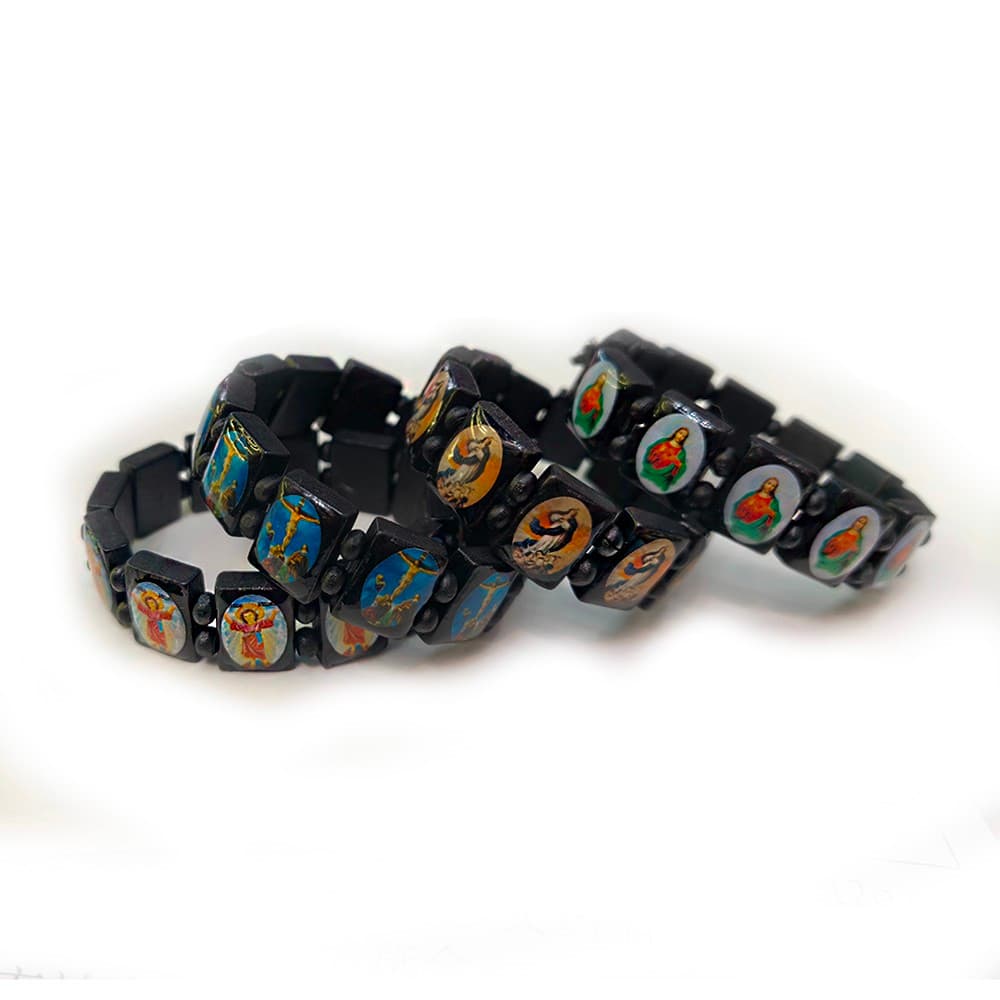 Elastic Rosary Bracelet with square accents and color-filled details